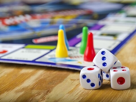 Dlaczego warto grać z dziećmi w Monopoly?
