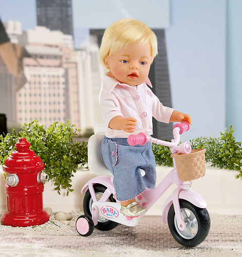 Bambina z rowerkiem BABY born