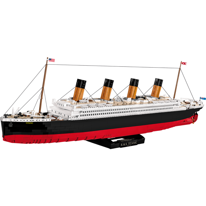 RMS Titanic 1:300