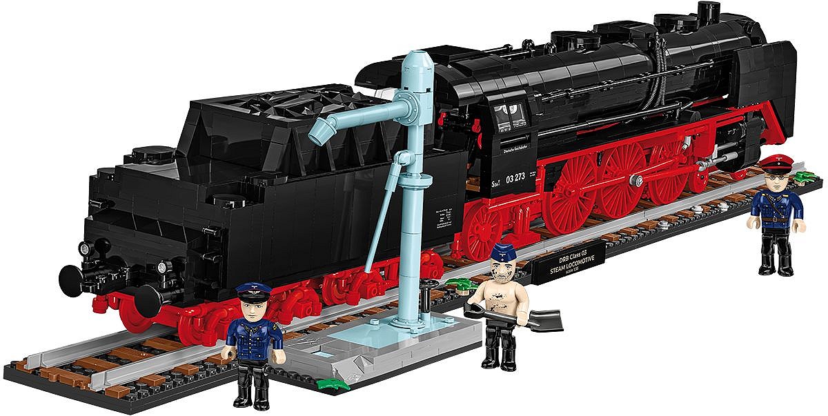 DR BR 03 Steam Locomotive & Water Crane - Executive Edition - fot. 2