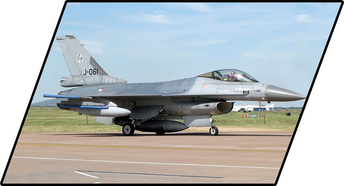 F-16AM Fighting Falcon - fot. 14