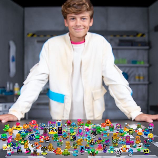 08 MBLS_S2_LIFESTYLE_1x1_BG_12-PNG 150.jpg [54.80 KB]