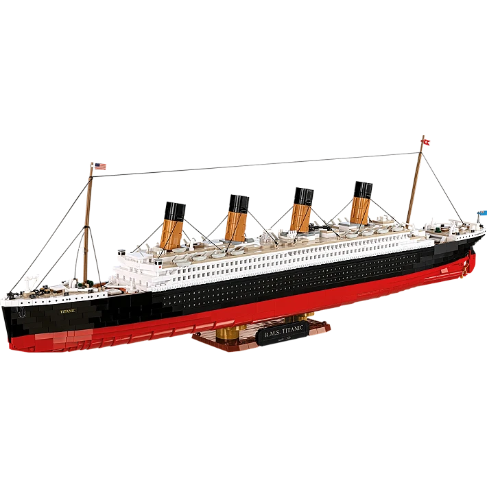 RMS Titanic 1:300